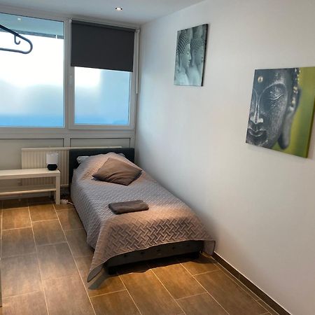 Duisburg Von Oben 3,5 Zimmer 8.Og Frisch Saniert Екстер'єр фото